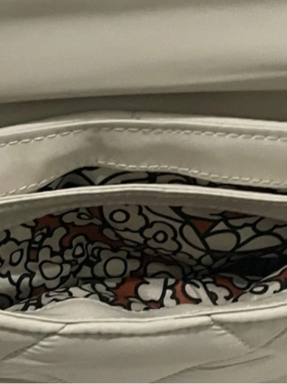 Vera Bradley Featherweight Baird Hipster Crossbody Bag Pumice Stone NWT